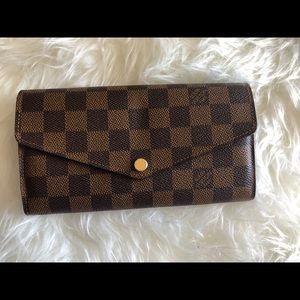 Sarah Wallet Damier Ebene